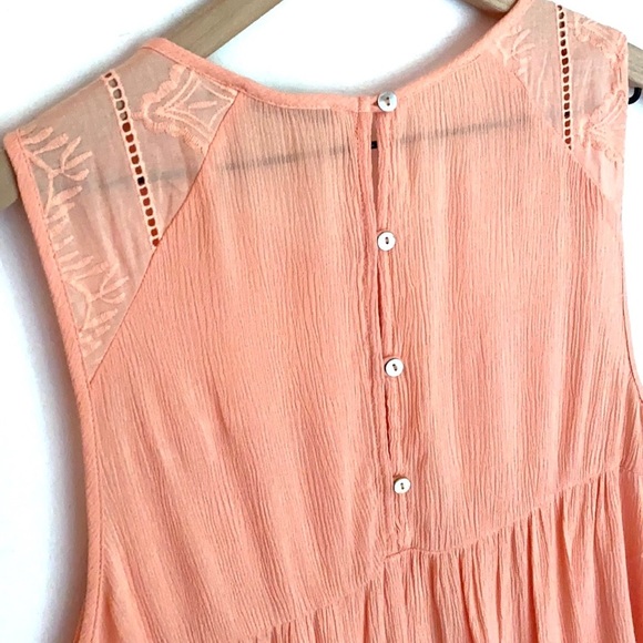 Chloe K sleeveless top, Size L, Color: peach - Picture 6 of 8